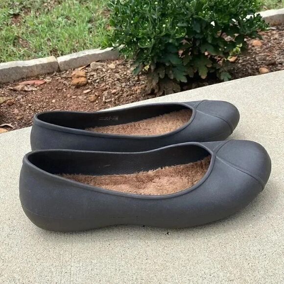 Crocs Olivia II Flats  - Picture 2 of 10